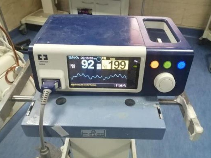 Nellcor Pulse Oximeter (SpO₂ Monitor)